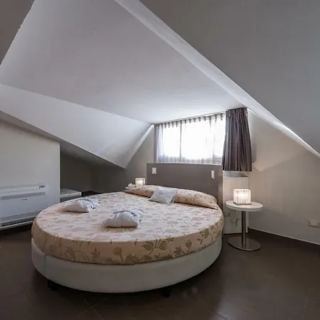 Hotell Park Morigi Garden &