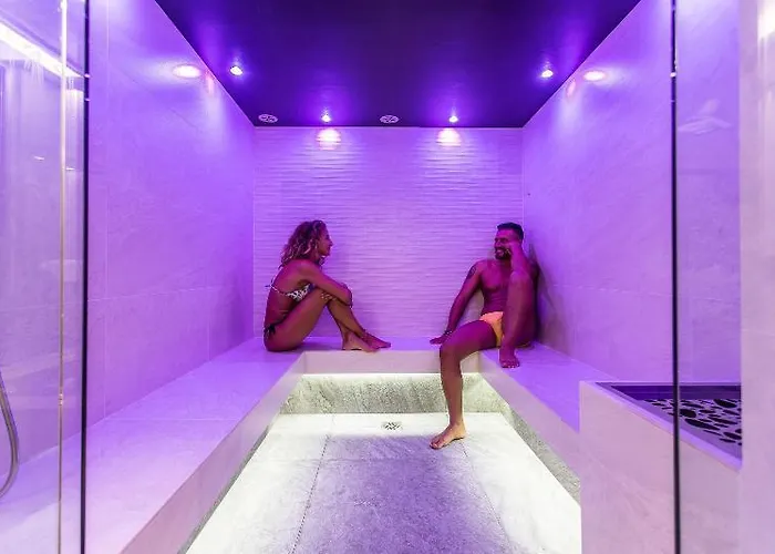 מלון Park Morigi Garden & 3*